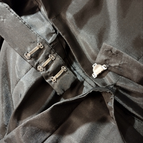 Montage 2 Piece Beaded Lace & Sateen Evening Gown - Picture 9 of 10